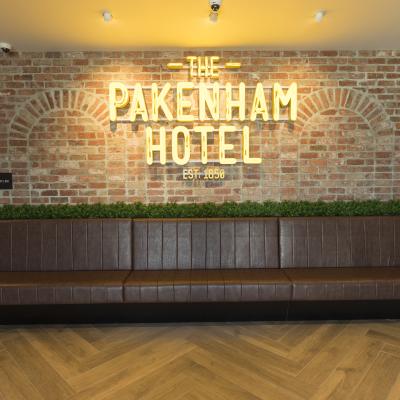 Pakenham Hotel